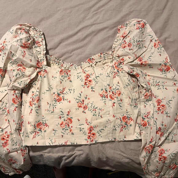 Blouse for sale! - Picture 3 of 4